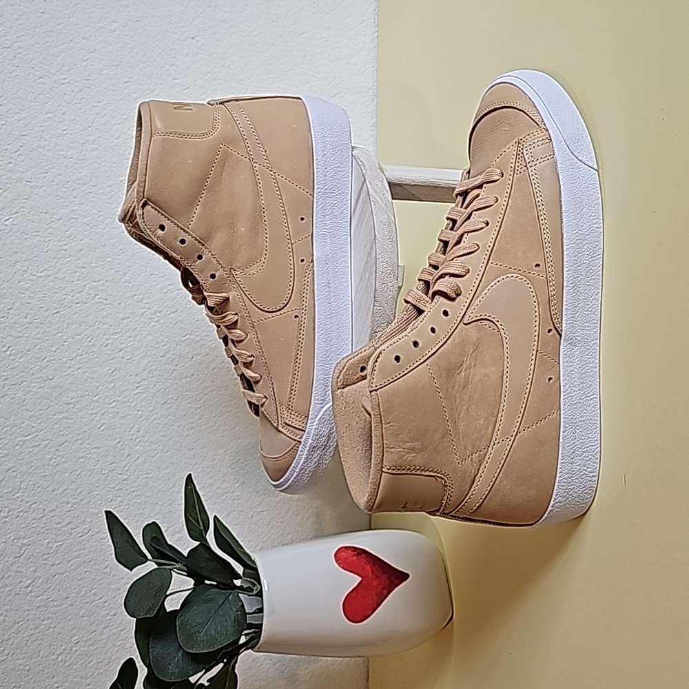 Women's Nike Blazer Mid Premium